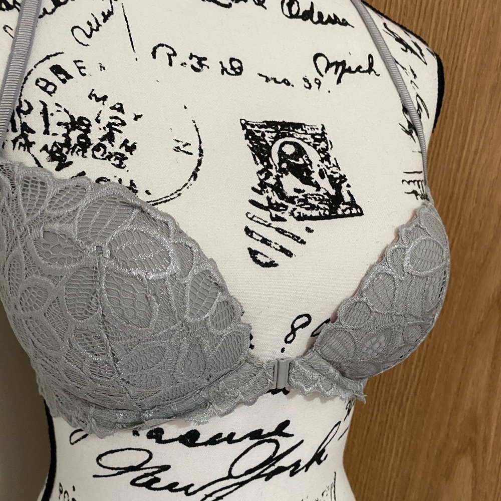 Bra - Picture 2 of 7